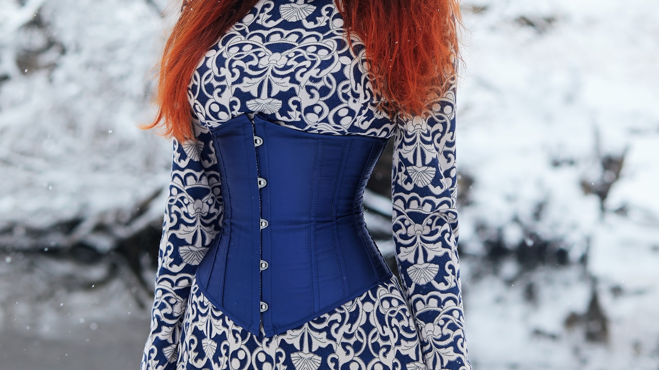 Corset Top Lacing Mistakes To Avoid